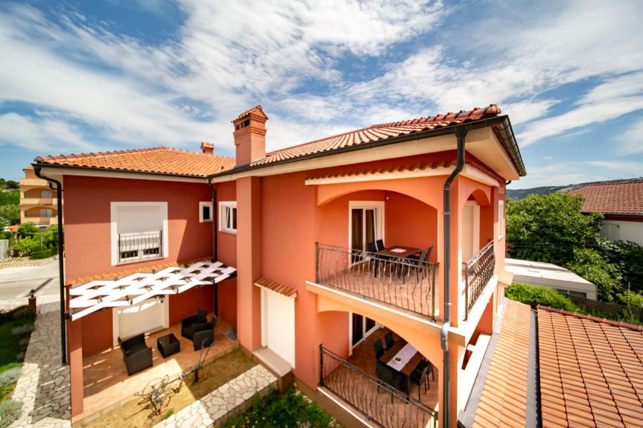 Mistral Apartments Лопар Экстерьер фото